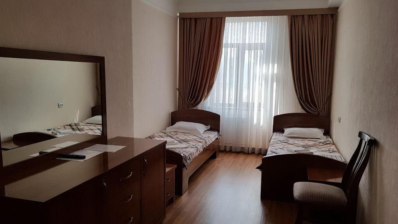 Gym Inn Tashkent Exterior photo