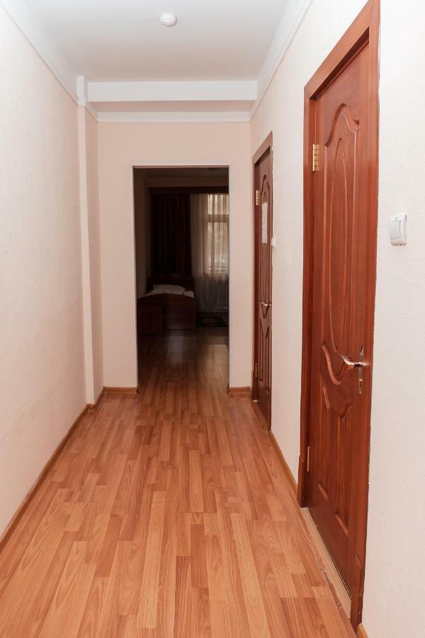 Gym Inn Tashkent Exterior photo